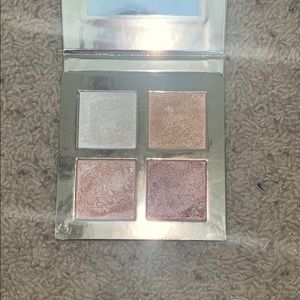 revolution makeup highlighter
